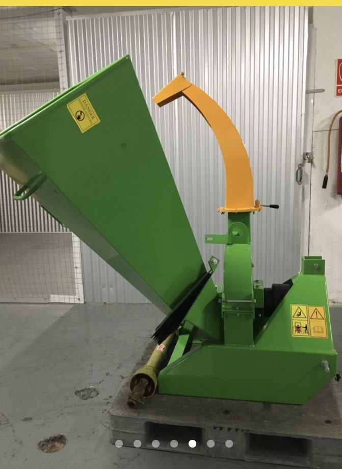 Chipeadora para tractor BX52 - Imagen 10